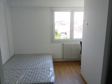 Private room at 25 rue Geruzez, image 1 of 10