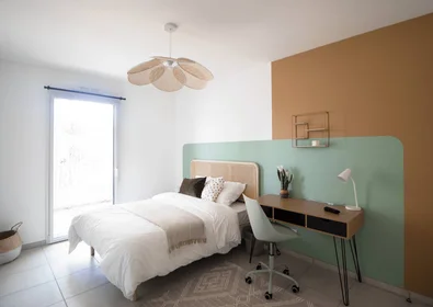 Privatzimmer in der Villeurbanne, 69100, bild 1 von 10