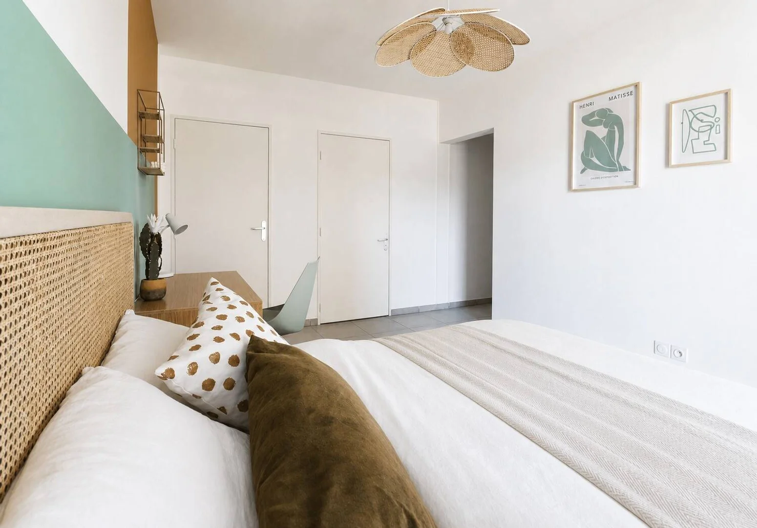 Habitación acogedora para estudiantes disponible en 
