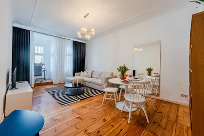 Entire apartment at Ahlbecker Straße, Bezirk Pankow, image 1 of 10