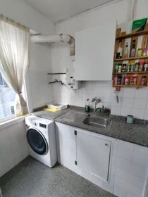 Stanza privata in Rúa Comercio, Agra do Orzán, immagine 6 di 10