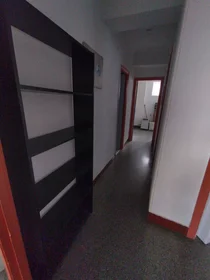 Stanza privata in Rúa Comercio, Agra do Orzán, immagine 7 di 10