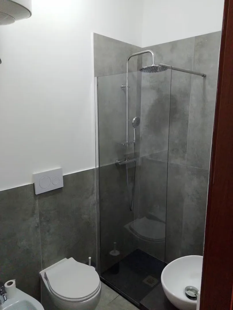 Economical student room with convenient location in 