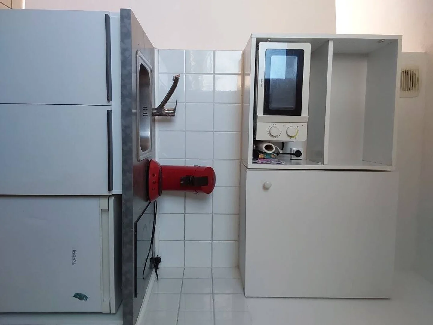 Habitación para estudiantes en  con área de estudio y facilidades compartidas