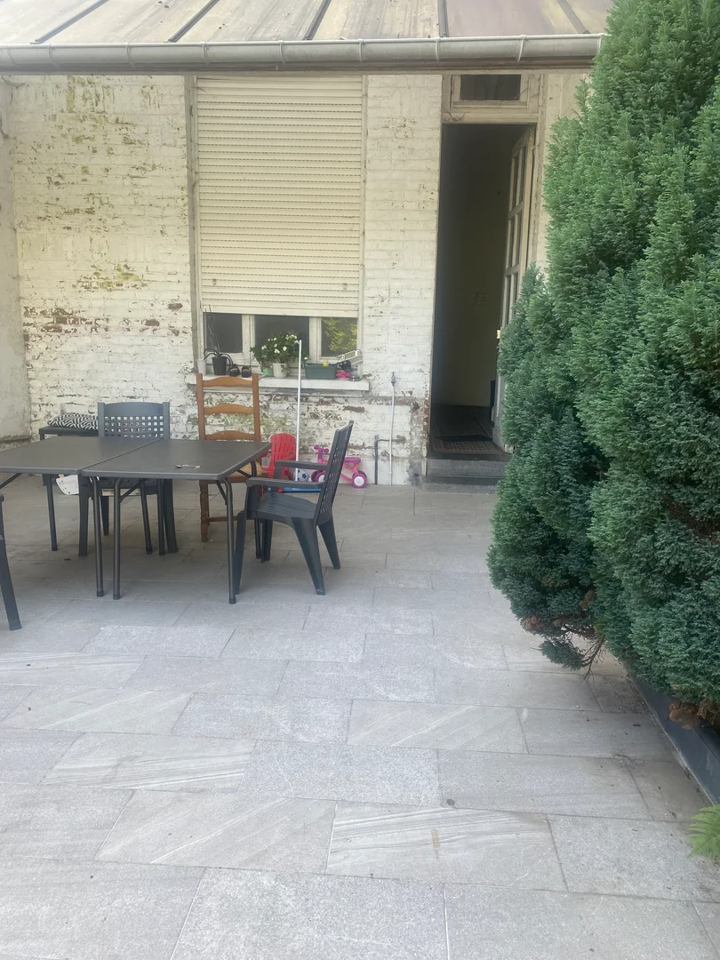 Pokój do wynajęcia w mieszkaniu studenckim w , w pełni umeblowany