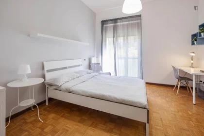 Stanza privata in Via Curtatone, immagine 1 di 16