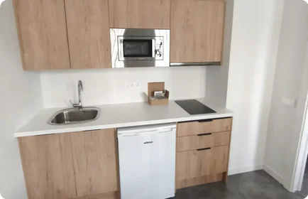 Private room in residence at Rambla de Aragó 14-16, image 1 of 3