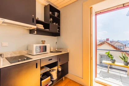 Logement entier à Rua de Trás, image 12 de 16