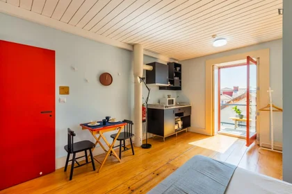 Logement entier à Rua de Trás, image 6 de 16