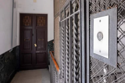 Entire apartment at Via Cola di Rienzo, image 26 of 27