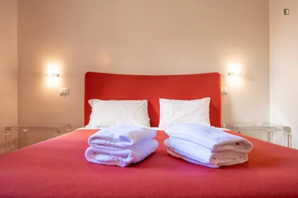 Entire apartment at Via Cola di Rienzo, image 4 of 27