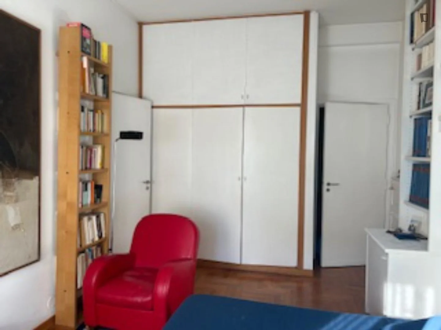 Zimmer in Studentenwohnung in zu vermieten, voll möbliert