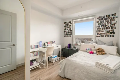 Apartamento inteiro em residência em 168 Division St, Kingston, ON K7L 0G5, Canada, imagem 5 de 26