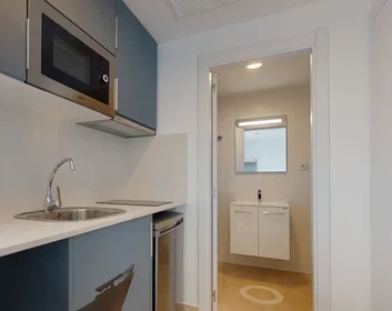 Apartamento inteiro em Avinguda del Port, Albors, imagem 4 de 10