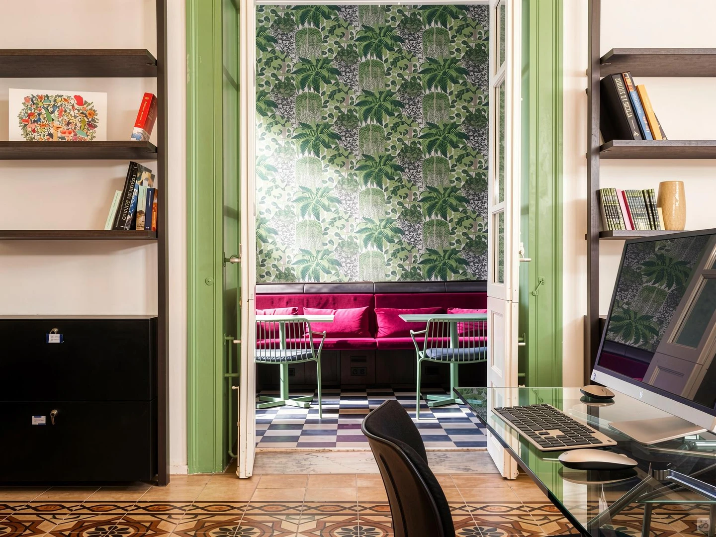 Bright and airy student room with easy university access in 