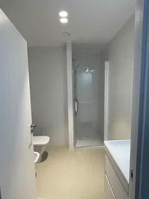 Apartamento inteiro em Plaza del Buen Pastor, Centro, imagem 8 de 10