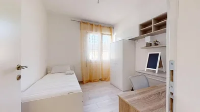 Private room at Via Castellana, Mestre, image 1 of 10