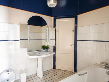 Chambre privée à Saint-Genès, Bordeaux, image 10 de 10