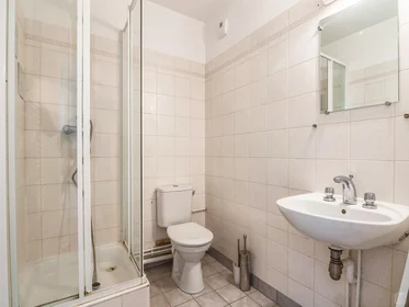 Habitación privada en Les Martinets, Rueil-Malmaison, imagen 4 de 7