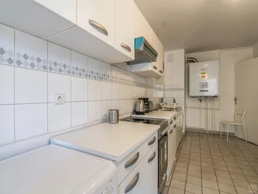Habitación privada en Les Martinets, Rueil-Malmaison, imagen 7 de 7