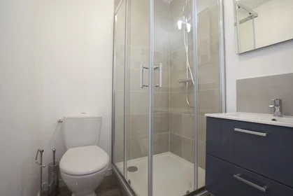 Private room at 29 rue Thiers, image 23 of 23