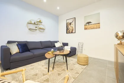 Private room at 29 rue Thiers, image 4 of 23