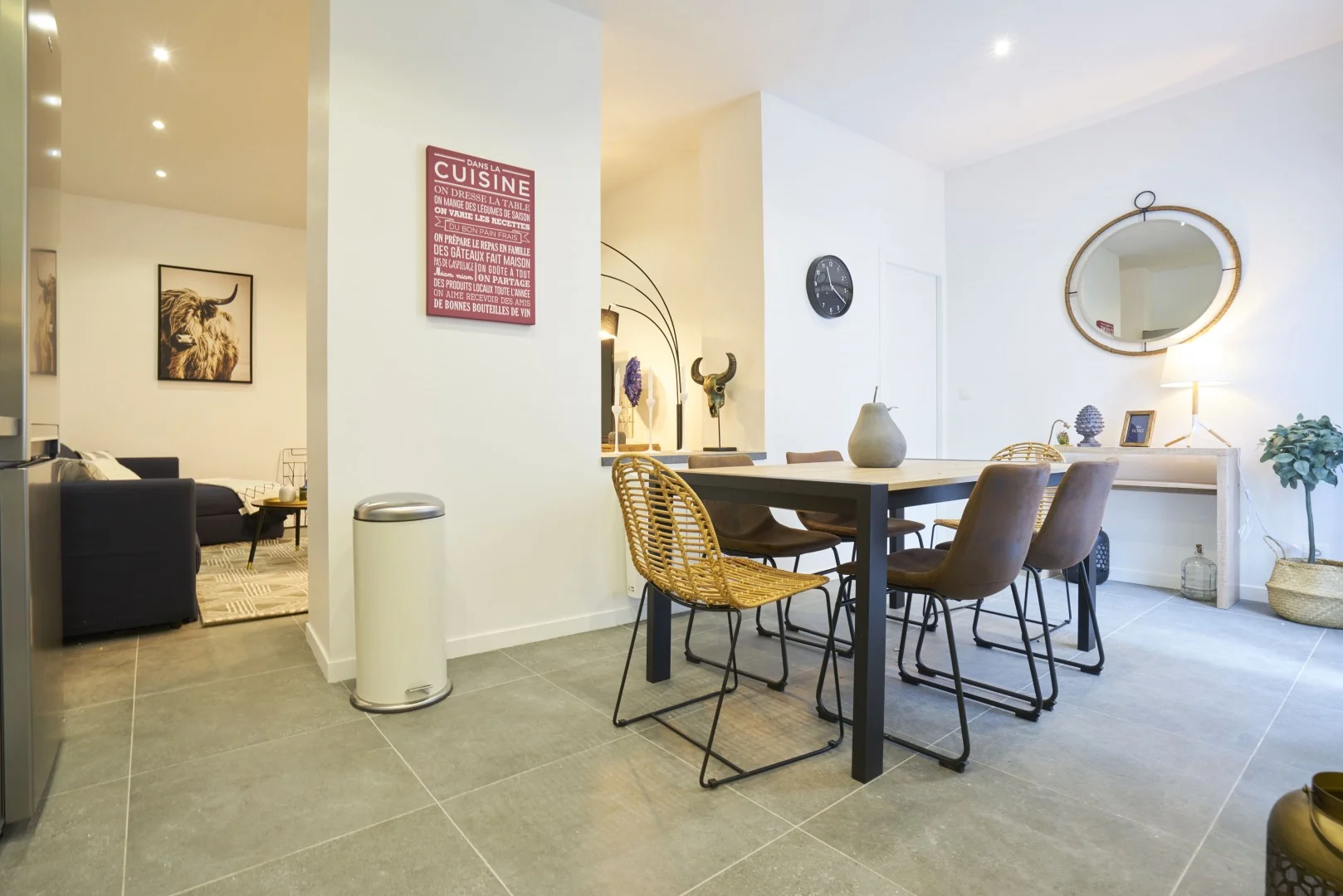 Comfortable and spacious student room in 