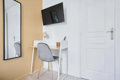 Habitación privada en 174 Rue de Cagny, 80090 Amiens, France, imagen 4 de 20