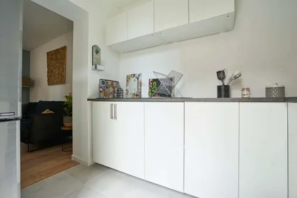 Chambre privée à 11 Rue Jules Guesde, 51100 Reims, France, image 18 de 23