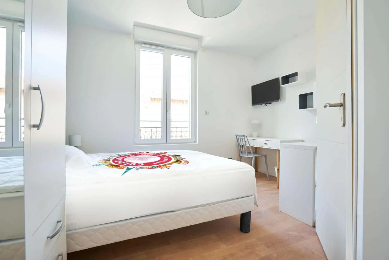 Cozy room for students available in 