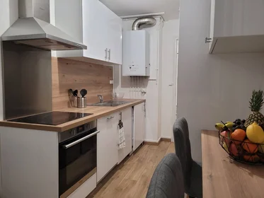 Quarto privado em Orléans, 45100, imagem 1 de 10