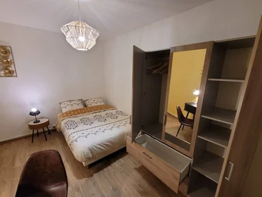 Private room at Orléans, 45100, image 19 of 34