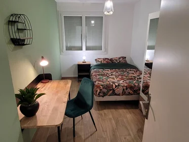 Private room at Orléans, 45100, image 28 of 34