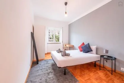 Private room at Lumiar - Alameda das Linhas de Torres, R/C, image 12 of 12