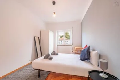Private room at Lumiar - Alameda das Linhas de Torres, R/C, image 10 of 11