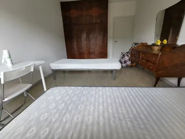 Chambre partagée à Via Riccardo Zampieri, Collatino, image 4 de 10