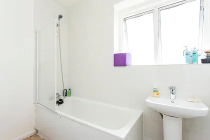 Private room at Strelley Way, image 10 of 16