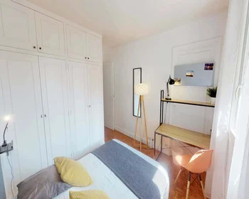 Private room at 35 Av. Ferdinand Buisson, 92100 Boulogne-Billancourt, France, image 1 of 12