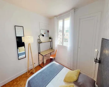 Private room at 35 Av. Ferdinand Buisson, 92100 Boulogne-Billancourt, France, image 4 of 12