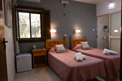 Habitación privada en 1 Triq Il- Qasab, San Ġiljan, Malta, imagen 11 de 29