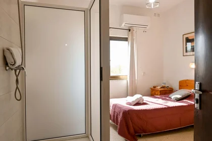 Özel oda konumu 1 Triq Il- Qasab, San Ġiljan, Malta, 9 30 görüntüsü