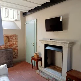 Alojamiento entero en Via Alboino, 7, 27100 Pavia PV, Italia, imagen 2 de 17