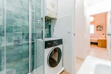 Chambre privée à C. Artesanía, 2, bajo a, 47005 Valladolid, Spain, image 28 de 30