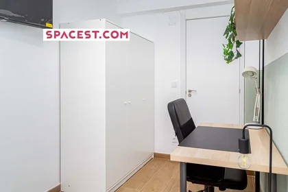 Habitación privada en C. de los Fueros de Aragón, 3, 50005 Zaragoza, Spain, imagen 1 de 10