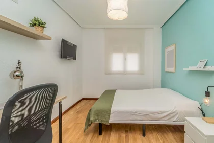 Private room at C. Silio, 8, 3º puerta c, 47005 Valladolid, Spain, image 4 of 37