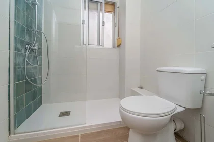 Private room at C. Silio, 8, 3º puerta c, 47005 Valladolid, Spain, image 19 of 36