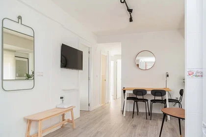 Stanza privata in C. de Montevideo, 2, 3º, Delicias, 50010 Zaragoza, Spain, immagine 31 di 42
