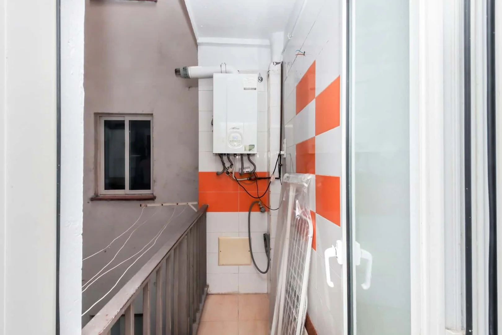 Habitación acogedora para estudiantes disponible en 