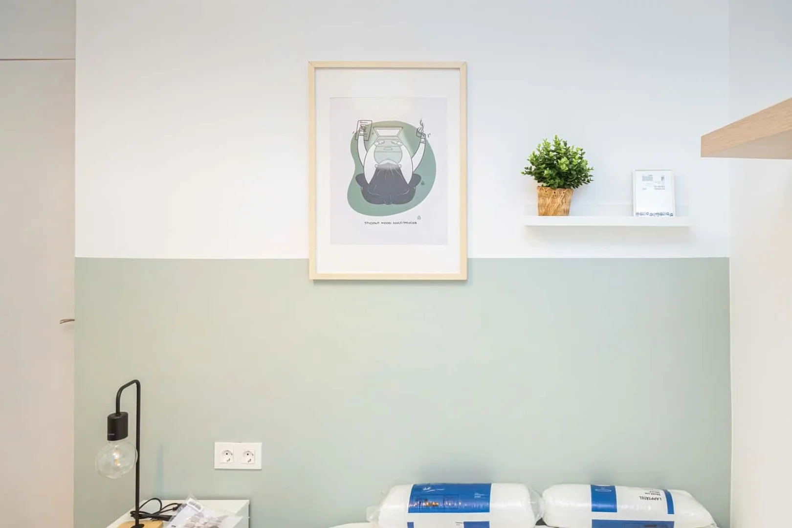 Habitación en apartamento estudiantil en alquiler en , completamente amueblado