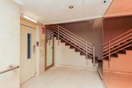Chambre privée à Avinguda del Cardenal Vidal i Barraquer, 61, 6º puerta 1, 43205 Reus, Tarragona, Spain, image 32 de 46